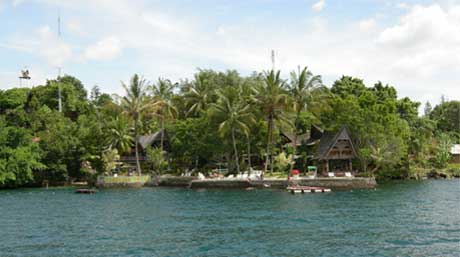 Carolina beach, Lake Toba Carolina beach, Lake Toba